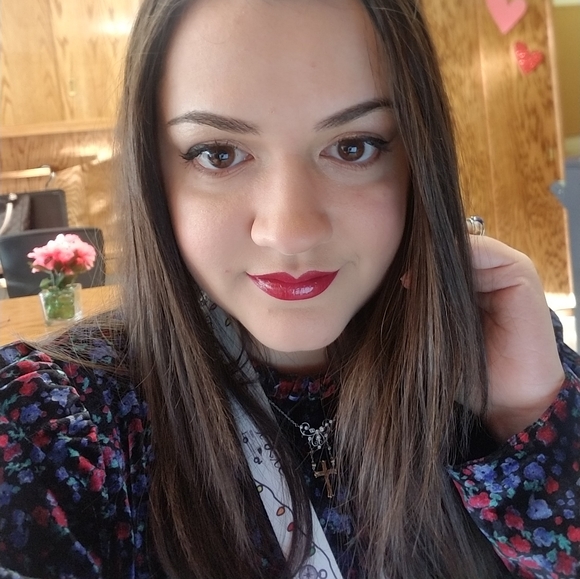 Ciao! I'm Alessandra 💛🌻 - Picture 7 of 16